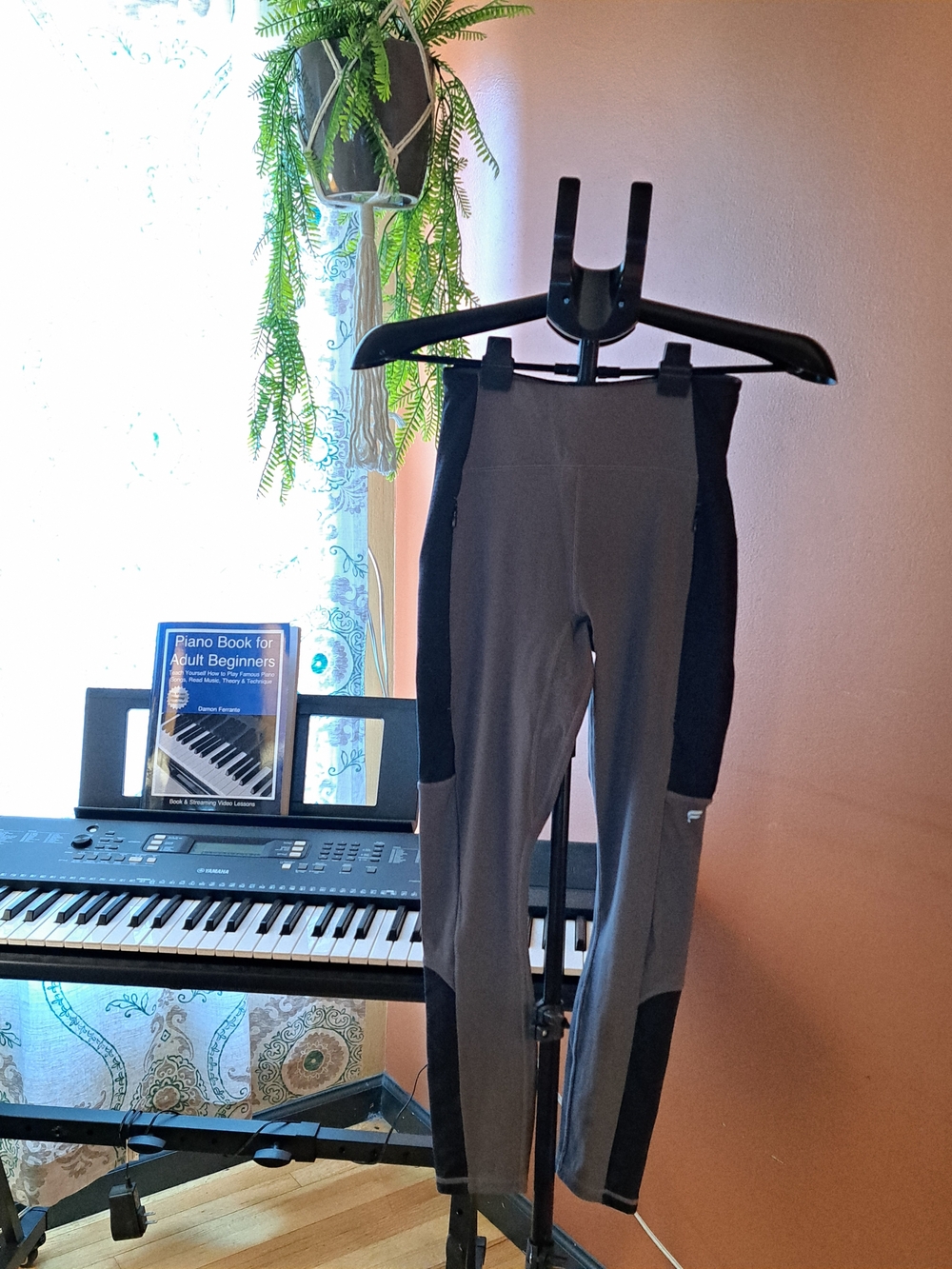 Mid-Grey/Black High-Waisted Motion365 Run 7/8 Leggings by Fabletics